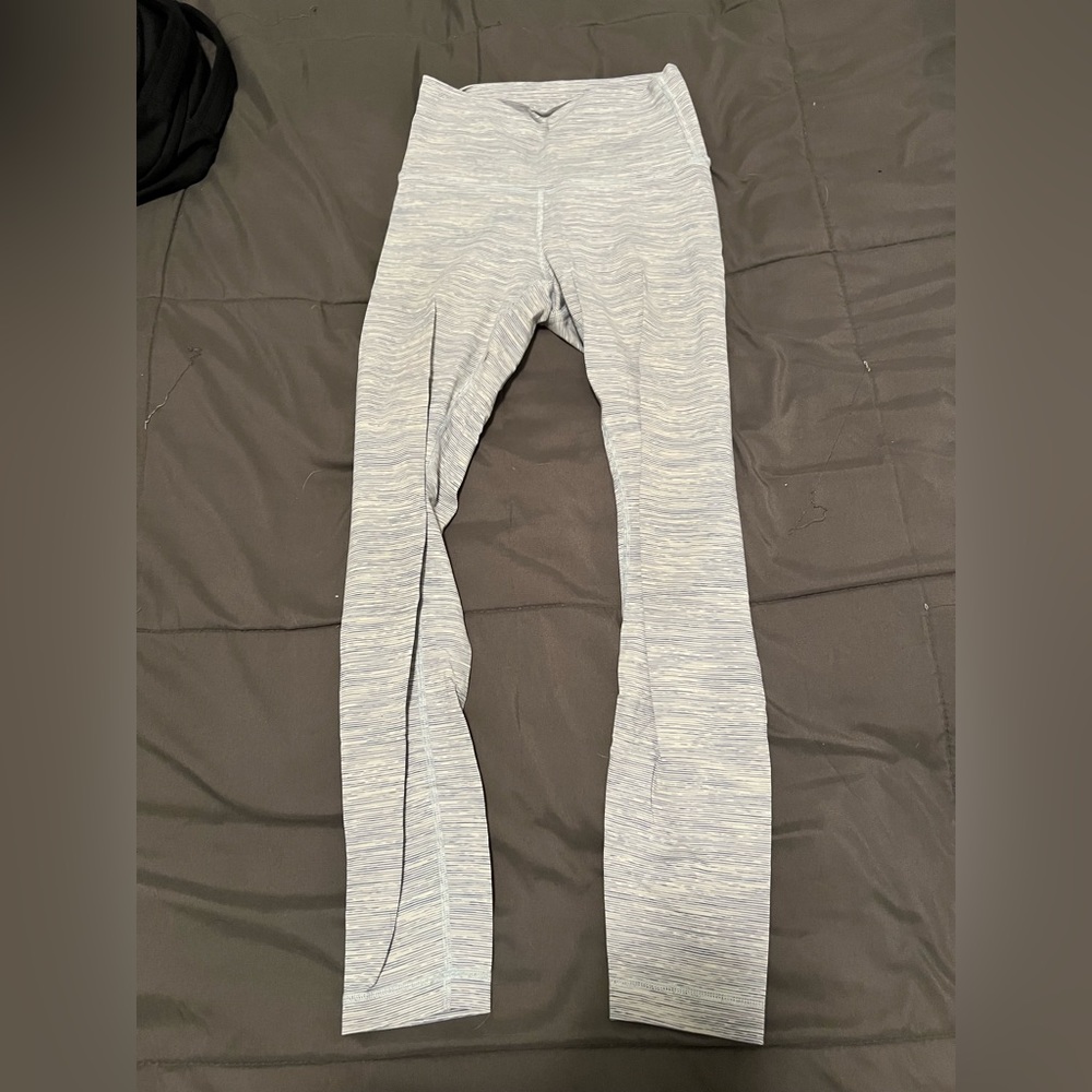 LULU SIZE 4 LEGGINGS NO FLAWS